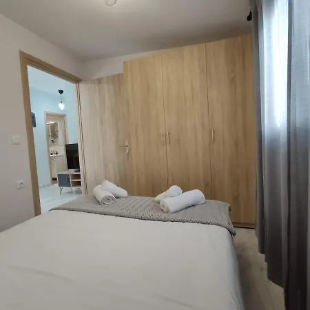 Roof Апартаменты *